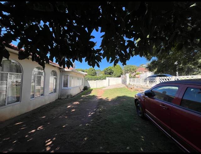 5 BEDROOM HOUSE FOR SALE IN KENSINGTON